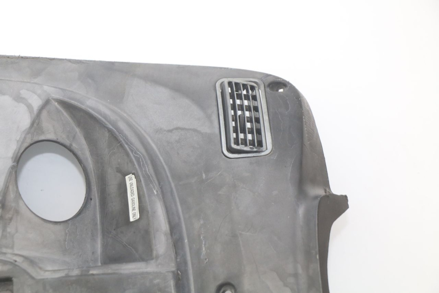 photo de TABLIER INTERIEUR KYMCO PEOPLE 250 (2004 - 2008) - Pièce contrôlée