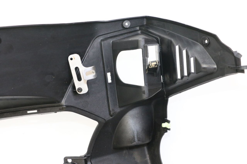 photo de TABLIER INTERIEUR PEUGEOT SATELIS COMPRESSOR K15 125 (2006 - 2009) - État de surface