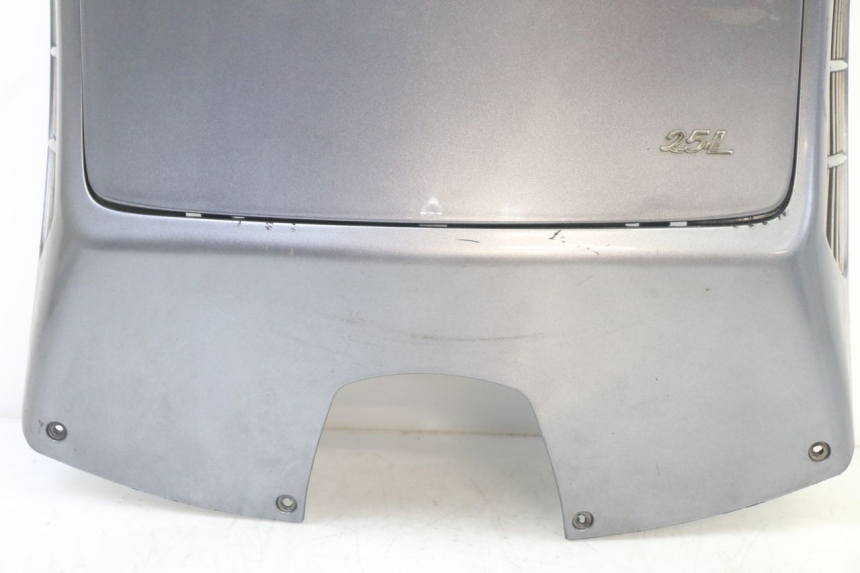photo de TABLIER INTERIEUR PIAGGIO VESPA GRANTURISMO 125 (2003 - 2007) - Zoom état d’usage
