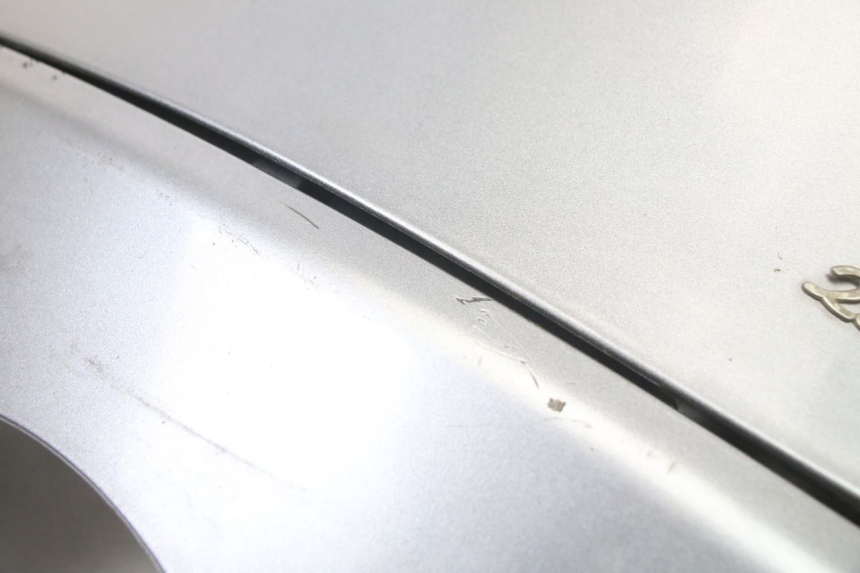 photo de TABLIER INTERIEUR PIAGGIO VESPA GRANTURISMO 125 (2003 - 2007) - Marquages et références