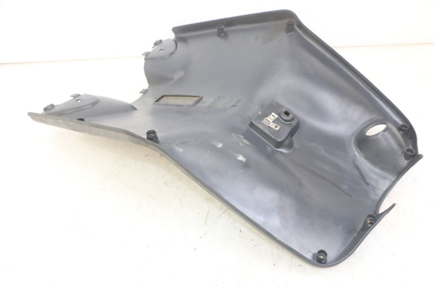 photo de TABLIER INTERIEUR APRILIA RALLY AC 50 (1995 - 2004) - Détail de la pièce