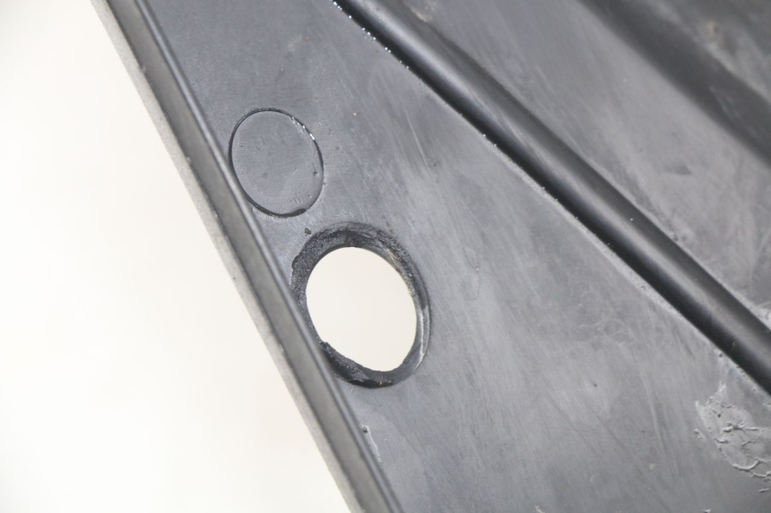 photo de TABLIER INTERIEUR DAELIM S4 50 (2010 - 2015) - Zoom état d’usage