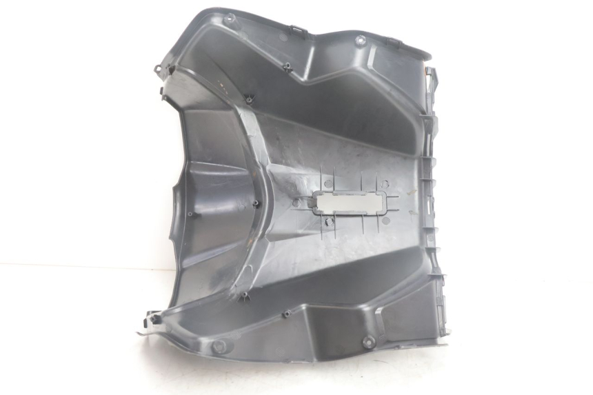 photo de TABLIER INTERIEUR JM MOTORS SANTANA EVO 50 (2024 - 2026) - Points de fixation
