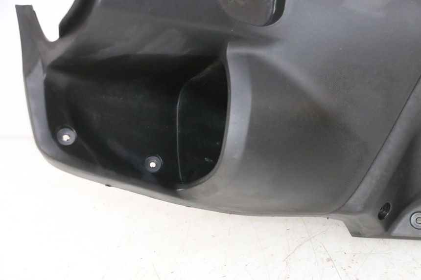 photo de TABLIER INTERIEUR JM MOTORS SANTANA 50 (2014 - 2023) - Vue rapprochée