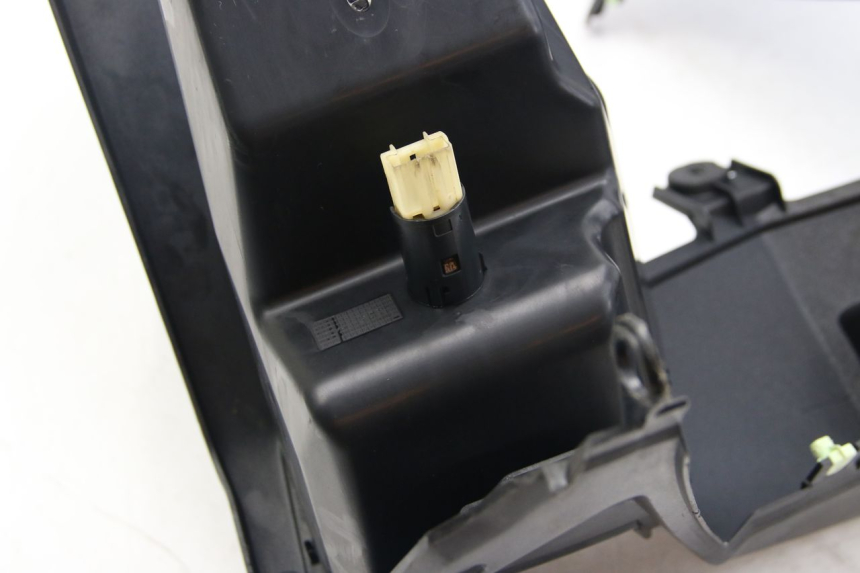 photo de TABLIER INTERIEUR PEUGEOT SATELIS 125 (2006 - 2009) - Vue principale