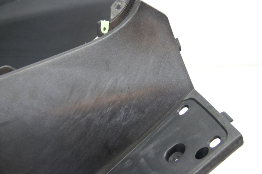 photo de TABLIER INTERIEUR PEUGEOT SATELIS 125 (2006 - 2009) - État de surface