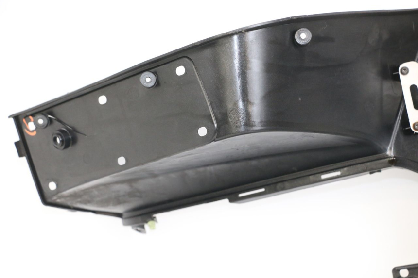 photo de TABLIER INTERIEUR PEUGEOT SATELIS 125 (2010 - 2012) - Vue rapprochée