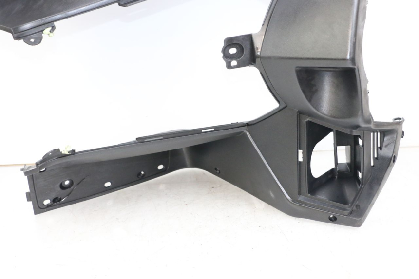 photo de TABLIER INTERIEUR PEUGEOT SATELIS 125 (2010 - 2012) - Autre angle de vue