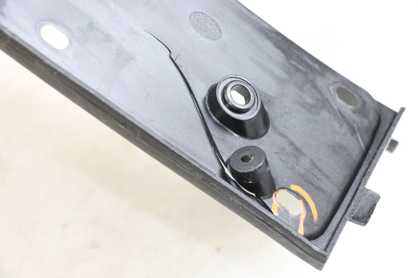 photo de TABLIER INTERIEUR PEUGEOT SATELIS 125 (2010 - 2012) - Pièce contrôlée