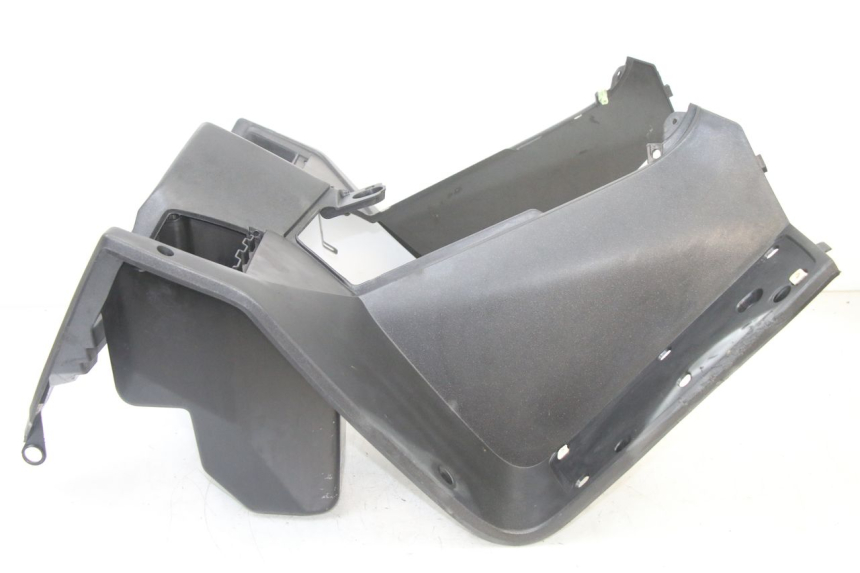 photo de TABLIER INTERIEUR PEUGEOT SATELIS 125 (2013 - 2018) - Vue d’ensemble