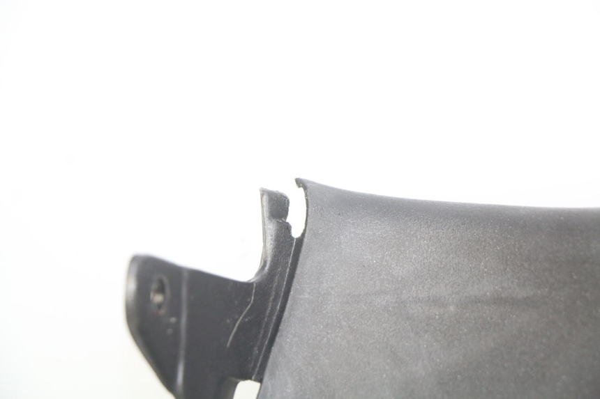 photo de TABLIER INTERIEUR APRILIA SCARABEO 100 (2003 - 2012) - Marquages et références