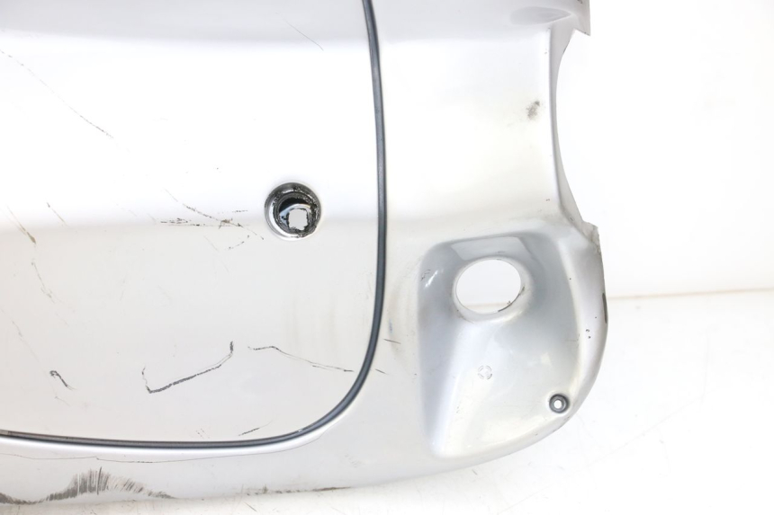 photo de TABLIER INTERIEUR APRILIA SCARABEO 100 (2003 - 2012) - Marquages et références