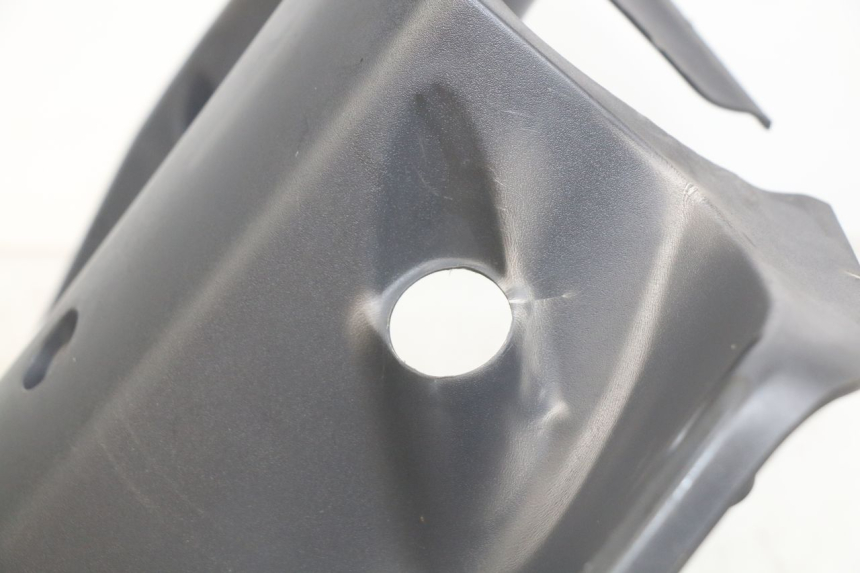 photo de TABLIER INTERIEUR HONDA SCV LEAD 100 (2003 - 2007) - Détail de la pièce