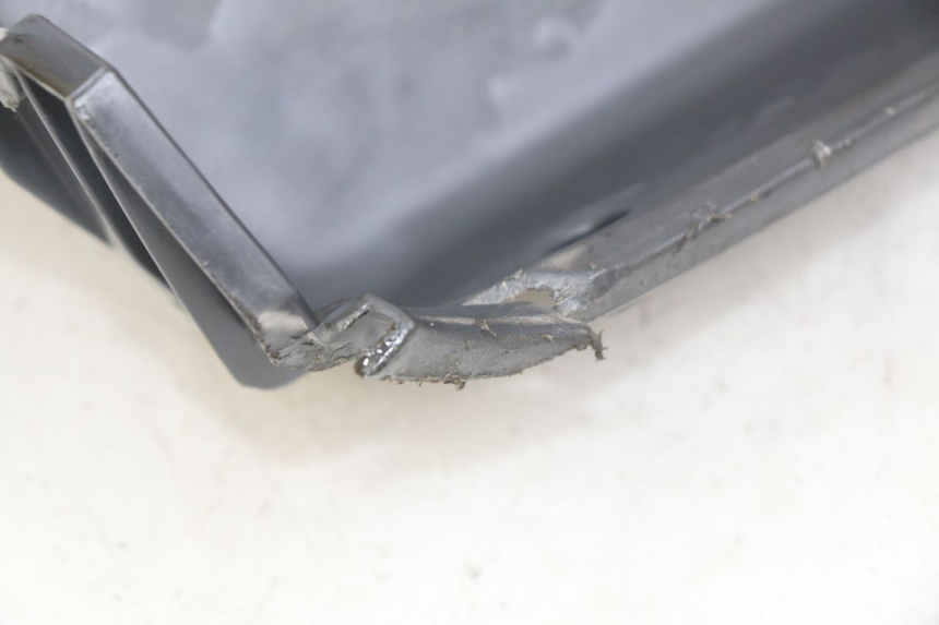 photo de TABLIER INTERIEUR HONDA SCV LEAD 100 (2003 - 2007) - État de surface