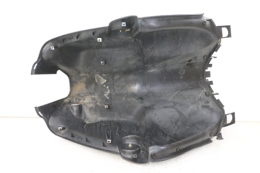 photo de TABLIER INTERIEUR PEUGEOT SPEEDAKE 50 (1995 - 1997) - Gros plan technique