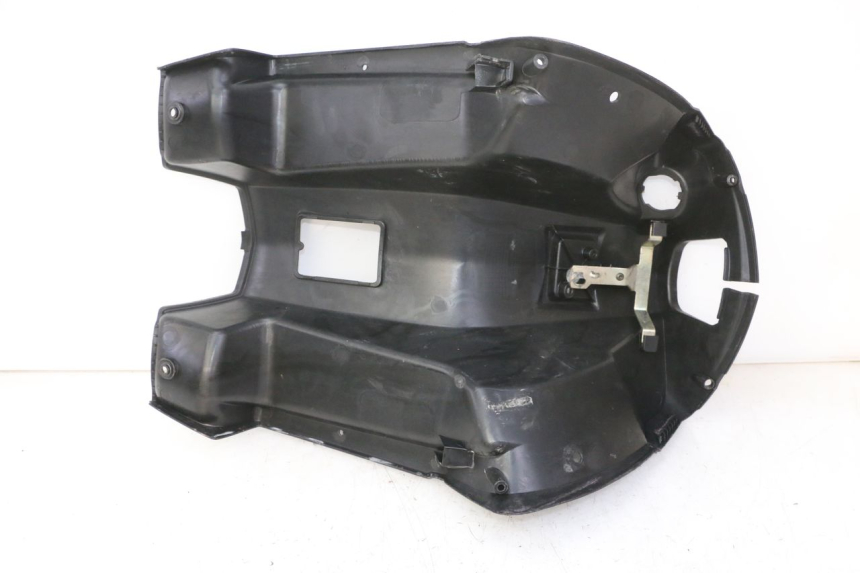 photo de TABLIER INTERIEUR PEUGEOT SPEEDFIGHT 3 AIR 50 (2009 - 2015) - Points de fixation