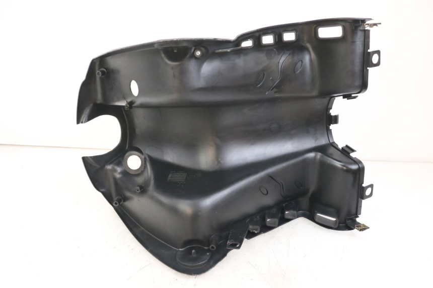 photo de TABLIER INTERIEUR PEUGEOT SPEEDFIGHT 100 (1997 - 2007) - Gros plan technique