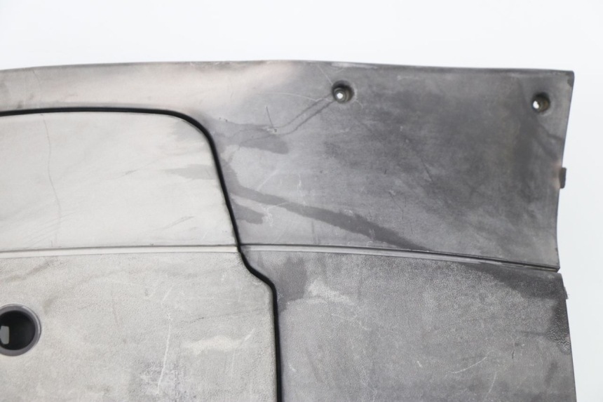 photo de TABLIER INTERIEUR APRILIA SPORT CITY SPORTCITY 125 (2005 - 2008) - Focus structure