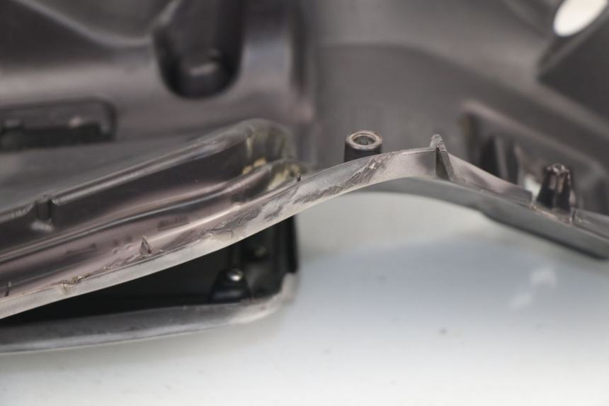 photo de TABLIER INTERIEUR APRILIA SPORT CITY SPORTCITY 125 (2005 - 2008) - Vue d’ensemble