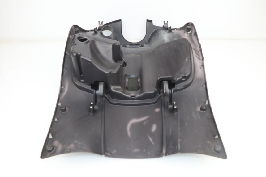 photo de TABLIER INTERIEUR APRILIA SPORT CITY SPORTCITY 125 (2005 - 2008) - Points de fixation