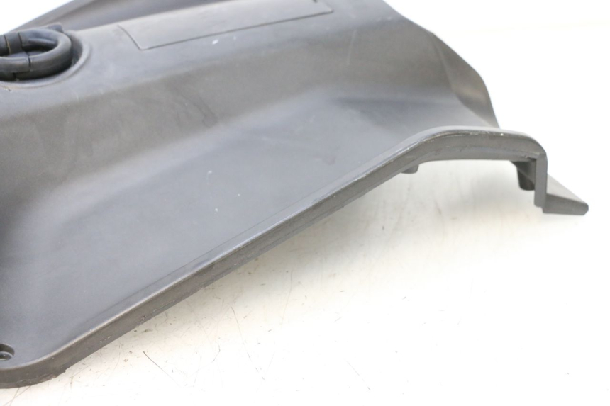 photo de TABLIER INTERIEUR APRILIA SR MOTARD 50 (2012 - 2018) - Autre angle de vue