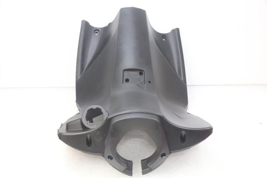 photo de TABLIER INTERIEUR PEUGEOT STREETZONE 4T 50 (2018 - 2023) - Détails caractéristiques