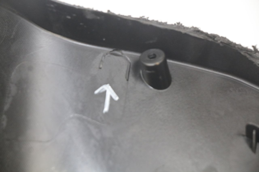 photo de TABLIER INTERIEUR PEUGEOT STREETZONE 4T 50 (2018 - 2023) - Zoom état d’usage