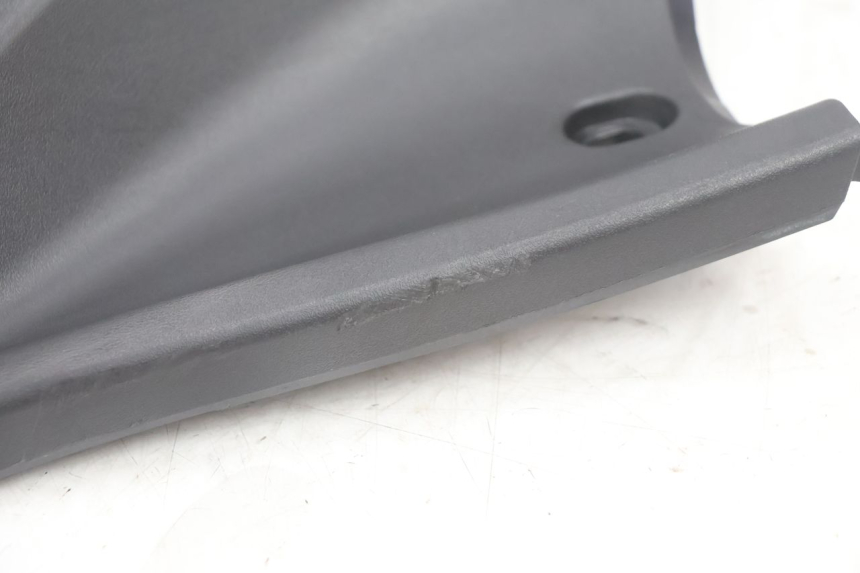 photo de TABLIER INTERIEUR PEUGEOT STREETZONE NAKED 2T 50 (2014 - 2018) - Détails caractéristiques