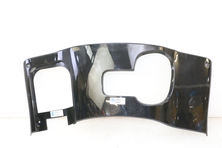 photo de TABLIER INTERIEUR SUPERIEUR HONDA FES S-WING SWING ABS 125 (2007 - 2015) - Vue principale