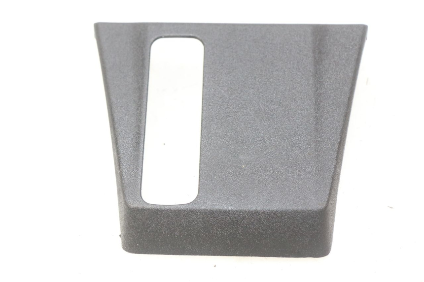 photo de TABLIER INTERIEUR SUPERIEUR PIAGGIO MP3 500 (2014 - 2017) - Vue principale