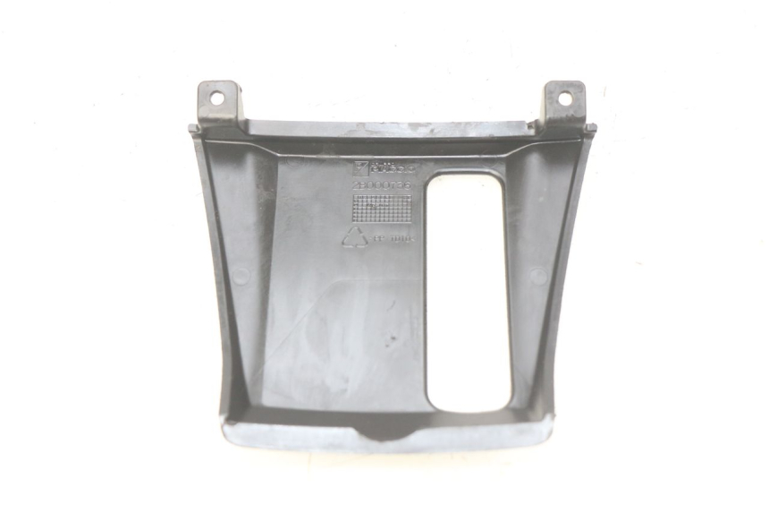 photo de TABLIER INTERIEUR SUPERIEUR PIAGGIO MP3 500 (2014 - 2017) - Détail de la pièce