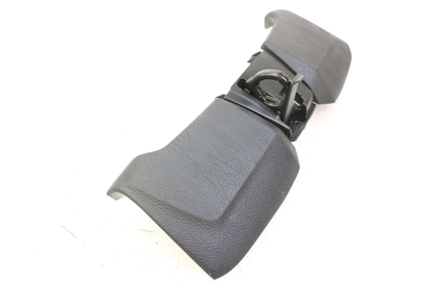 photo de TABLIER INTERIEUR SUPERIEUR PIAGGIO MP3 500 (2014 - 2017) - Autre angle de vue