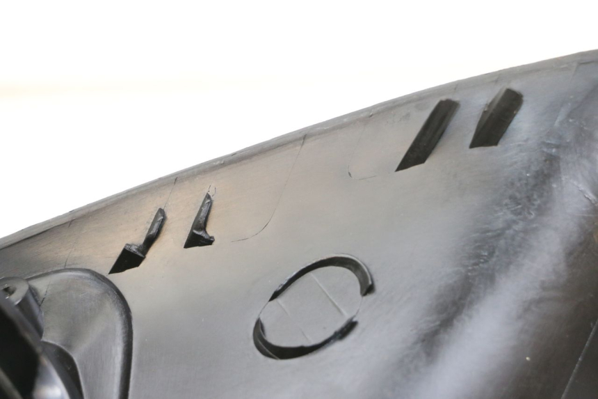 photo de TABLIER INTERIEUR SUPERIEUR GILERA RUNNER LC 50 (1997 - 1998) - Détail de la pièce