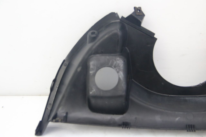 photo de TABLIER INTERIEUR SUPERIEUR MBK SKYLINER 125 (1998 - 2001) - Autre angle de vue