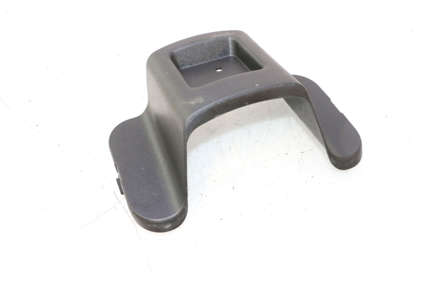 photo de TABLIER INTERIEUR SUPERIEUR GILERA STALKER 50 (2004 - 2014) - Gros plan technique