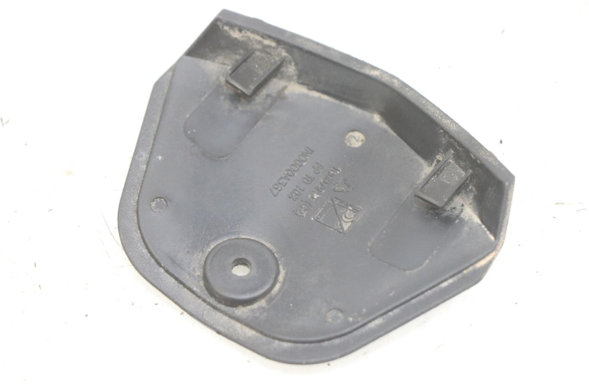 photo de TABLIER INTERIEUR SUPERIEUR APRILIA SXR 50 (2021 - 2023) - Détail de la pièce