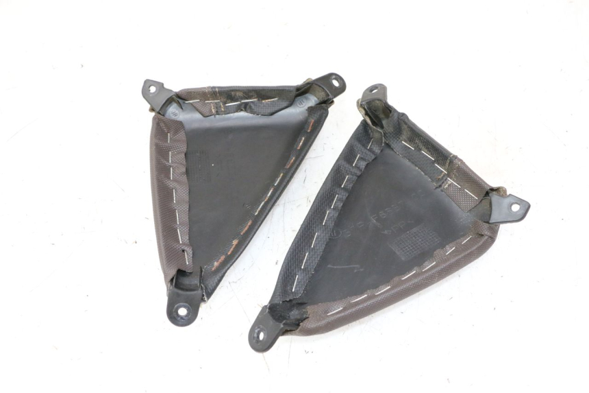 photo de TABLIER INTERIEUR SUPERIEUR YAMAHA X-MAX XMAX 125 (2010 - 2013) - Détail de la pièce