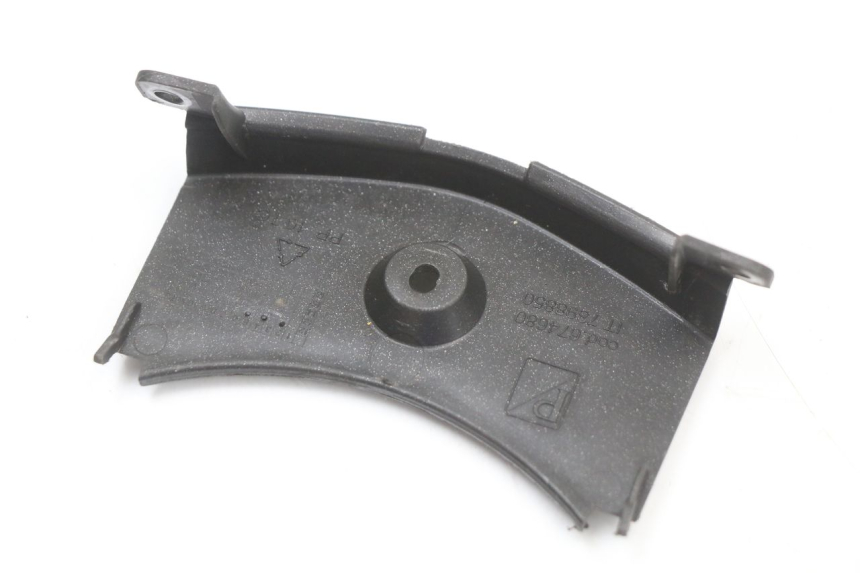 photo de TABLIER INTERIEUR SUPERIEUR PIAGGIO X10 125 (2012 - 2017) - Autre angle de vue