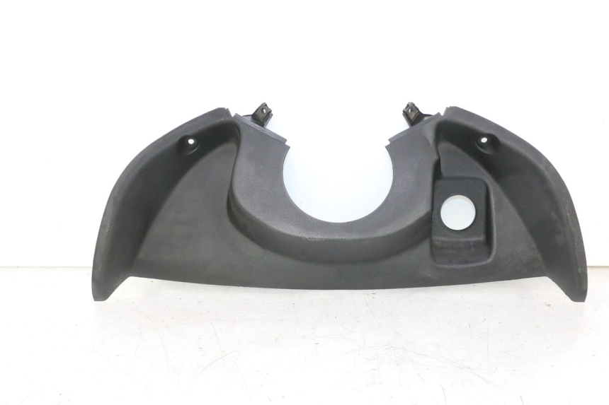 photo de TABLIER INTERIEUR SUPERIEUR YAMAHA YP MAJESTY 125 (2002 - 2006) - Vue principale
