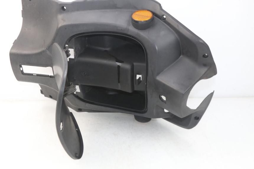 photo de TABLIER INTERIEUR SYM SYMPHONY 50 (2009 - 2015) - Détail de la pièce