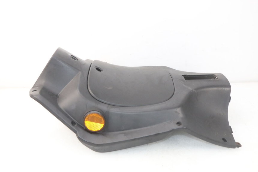 photo de TABLIER INTERIEUR SYM SYMPHONY 50 (2009 - 2015) - Gros plan technique