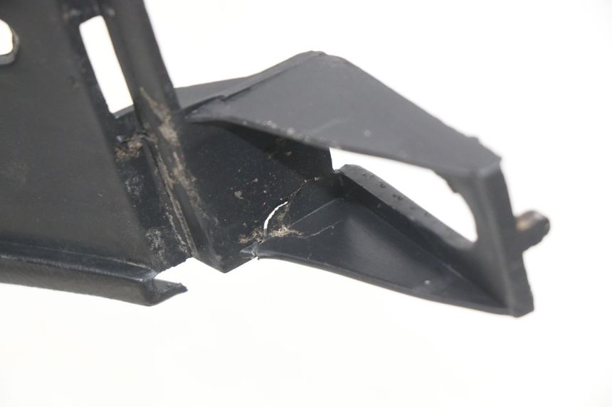 photo de TABLIER INTERIEUR BAOTIAN TRAVEL SPIRIT 50 (2010 - 2012) - Détail de la pièce