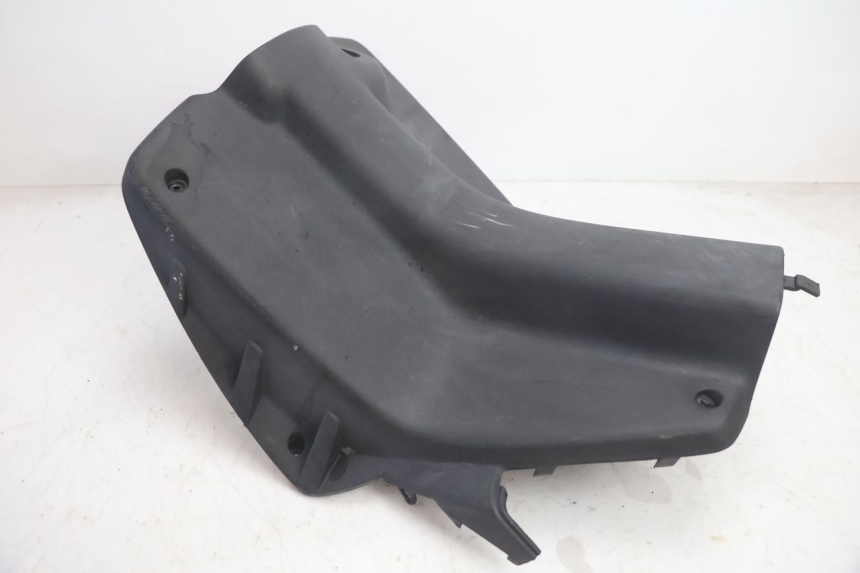 photo de TABLIER INTERIEUR PEUGEOT TREKKER 50 (1995 - 2004) - Détail de la pièce
