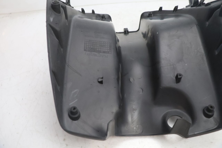 photo de TABLIER INTERIEUR PEUGEOT TREKKER 50 (1995 - 2004) - Vue d’ensemble