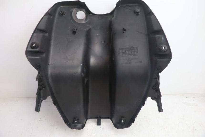 photo de TABLIER INTERIEUR PEUGEOT TREKKER 50 (1995 - 2004) - État de surface