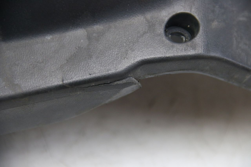 photo de TABLIER INTERIEUR PEUGEOT TWEET 4T 50 (2010 - 2014) - Vue rapprochée