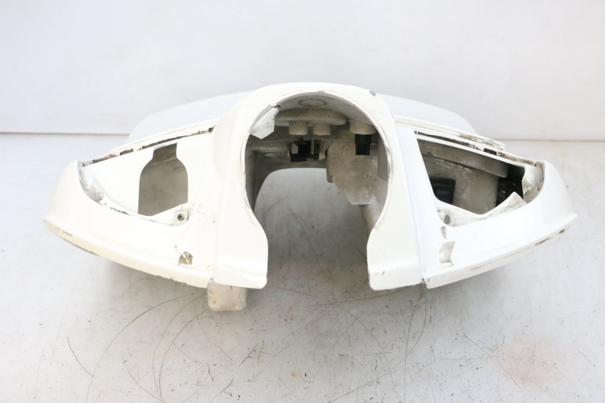 photo de TABLIER INTERIEUR PIAGGIO VESPA GTS SUPER IE 125 (2009 - 2016) - Détail de la pièce