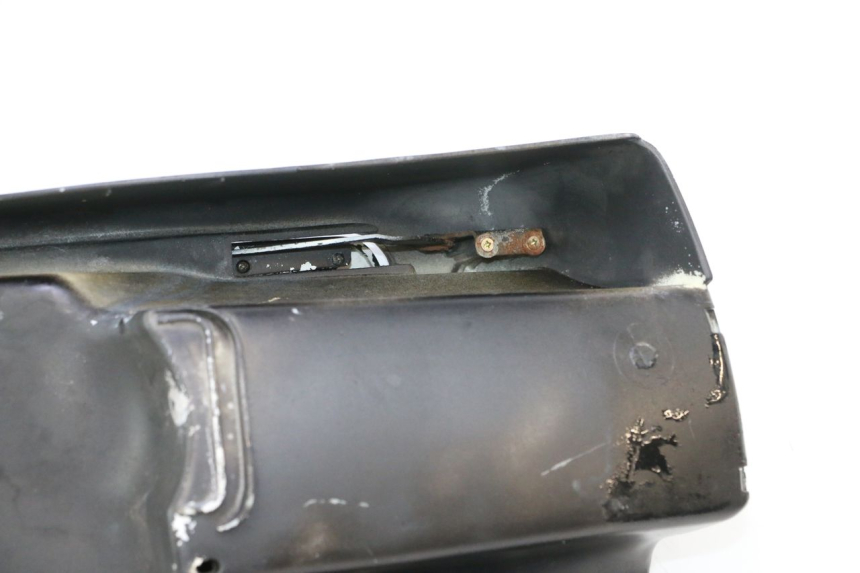 photo de TABLIER INTERIEUR PIAGGIO VESPA PK FL 2T 50 (1990 - 1996) - Détail de la pièce