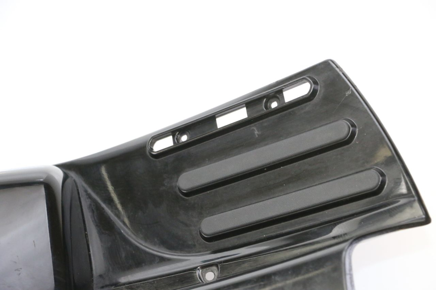 photo de TABLIER INTERIEUR PIAGGIO VESPA S 2T 50 (2007 - 2014) - Détails caractéristiques