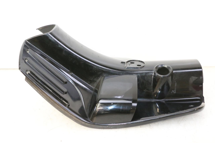 photo de TABLIER INTERIEUR PIAGGIO VESPA S 2T 50 (2007 - 2014) - Points de fixation